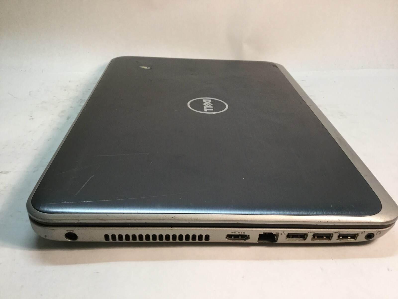 Dell Inspiron 5537 15″ Intel Core i3 4th Gen. -BOOTS/ CRACKED DISPLAY- MZ