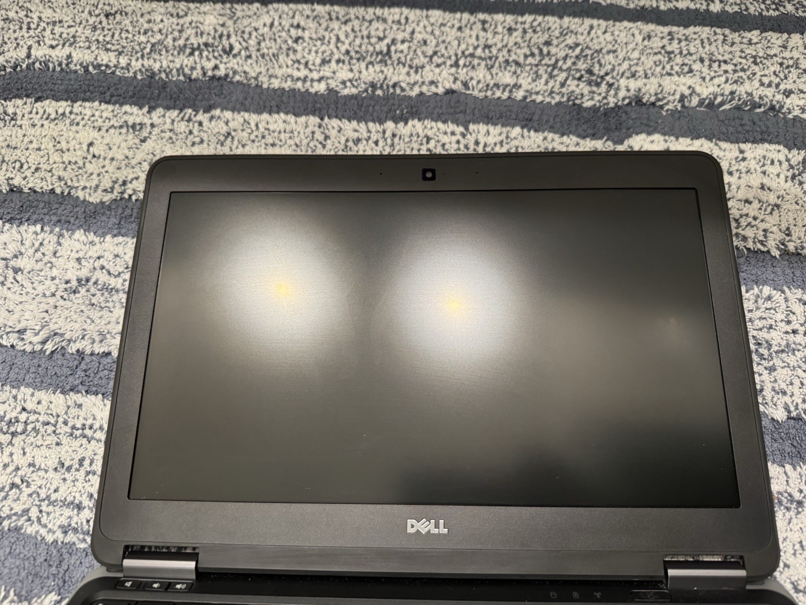 FOR PARTS Dell Latitude E7240 14″ Intel Core i5 Processor (No SSD)