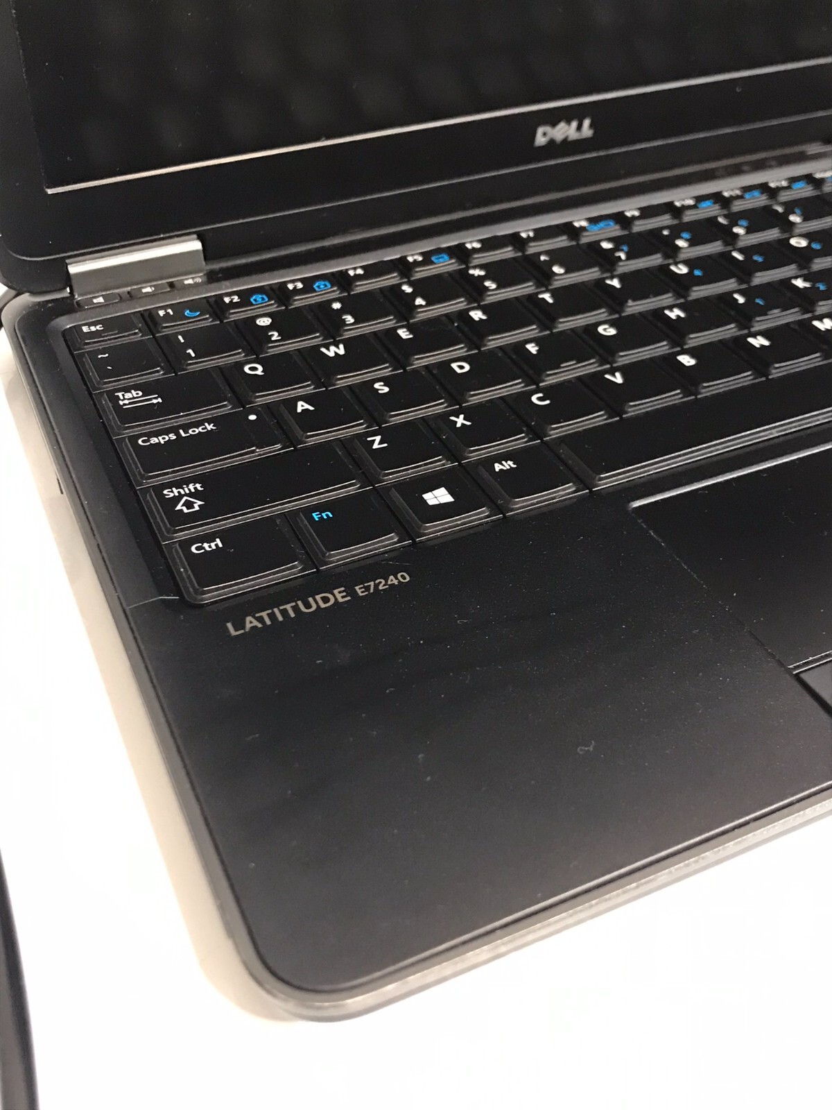 Dell Latitude E7240 | i5 4th | 8G | 256G SSD | Win10Pro | FAST!
