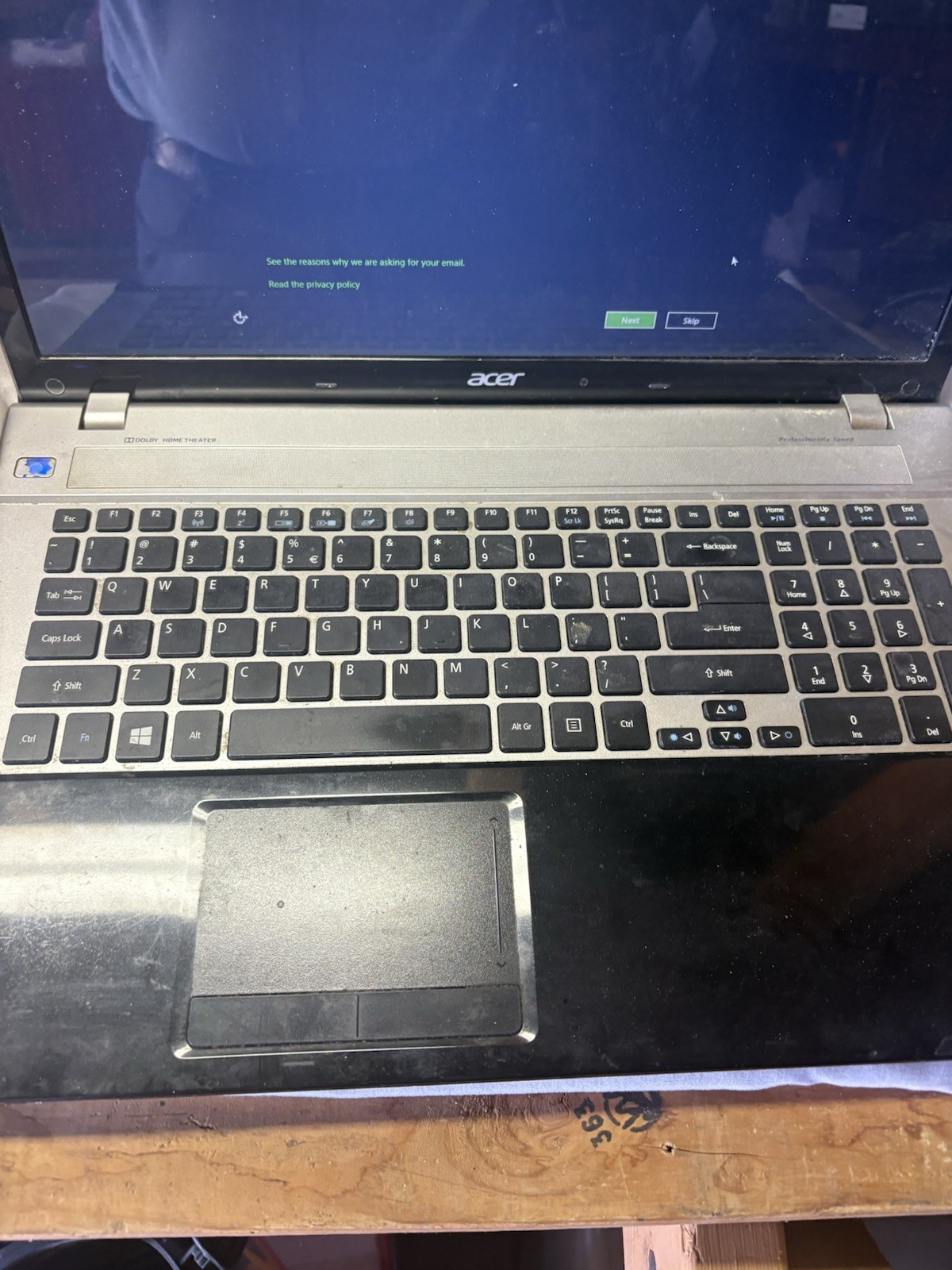 Acer Aspire V3-731-4649 VA70 Laptop 17-inch Intel Pentium Windows 8
