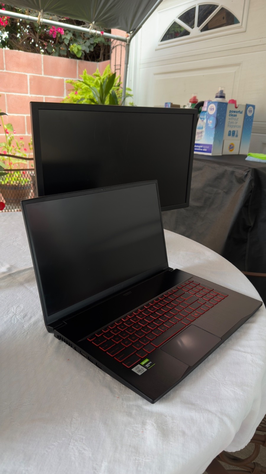 MSI GF75 Thin 10SCSXR, 17.3 screen, 32 gb ram, black,
