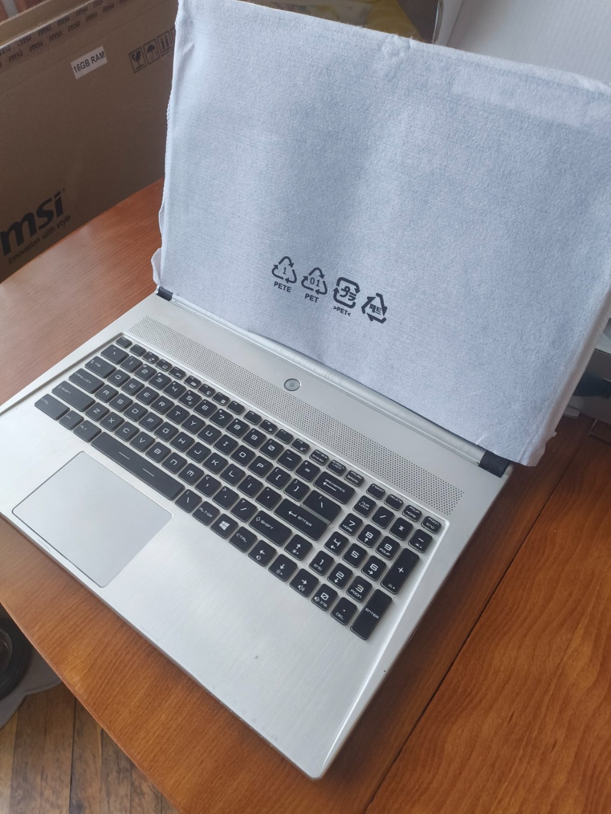 MSI Prestige PX60 6QE