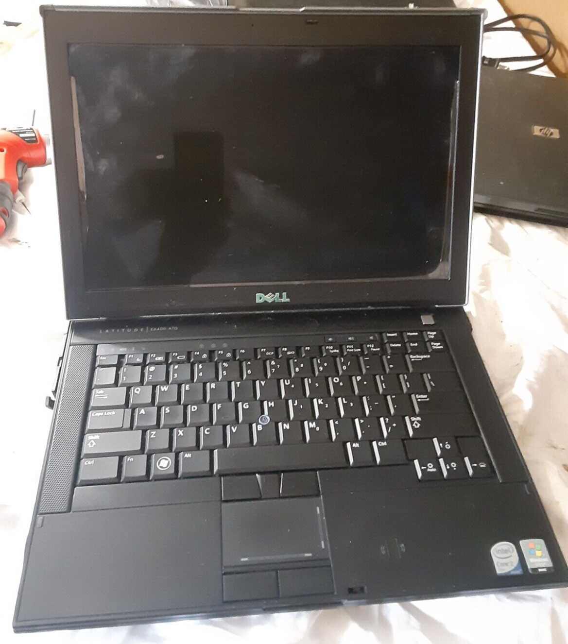 Dell Latitude E6400 ATG 14in Intel Core 2 Duo NO HDD NO BATTERY *SCREEN crack