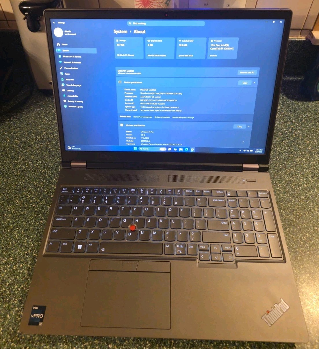 Lenovo ThinkPad P16 12th Gen i7-12850HX 24xCPU@2.1GHz 32GB RAM 512GB SSD 070101