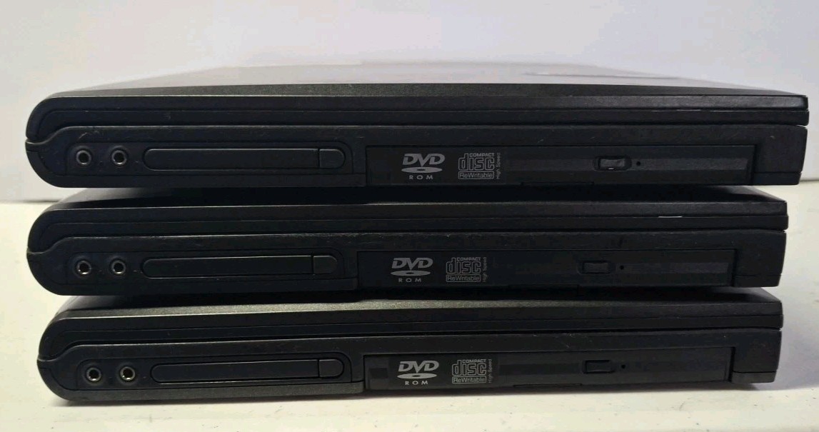Lot Of 3 HP Compaq Evo 15″ N800v Laptop PC P4 2.00GHz/768MB/DVD/No AC, HD, & O/S
