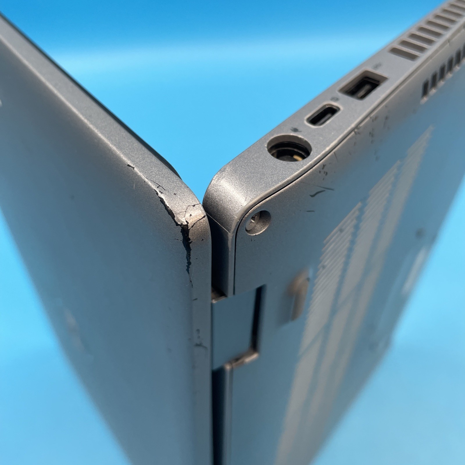 Dell Latitude 5410 | i5-10310U | 16GB RAM | NO SSD | NO OS | 33% BATTERY