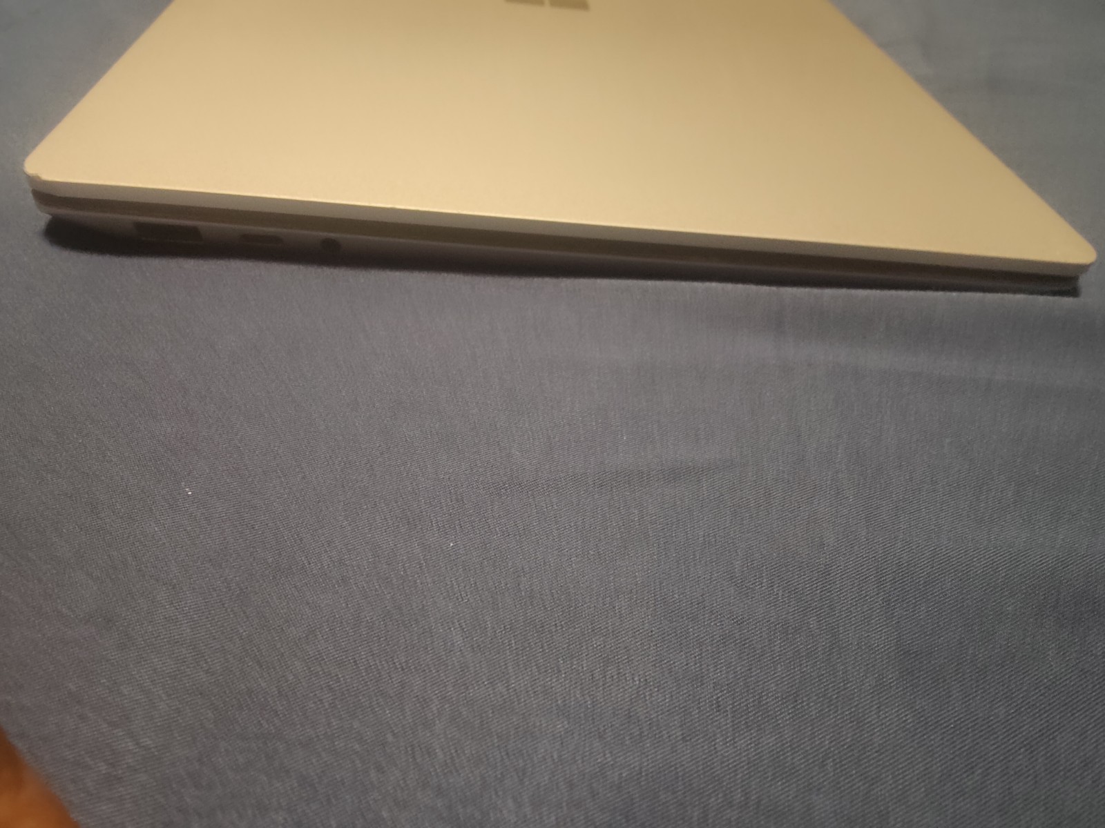 Microsoft Surface Laptop 3 13.3″ i7-1065G7 16GB RAM 256GB SSD