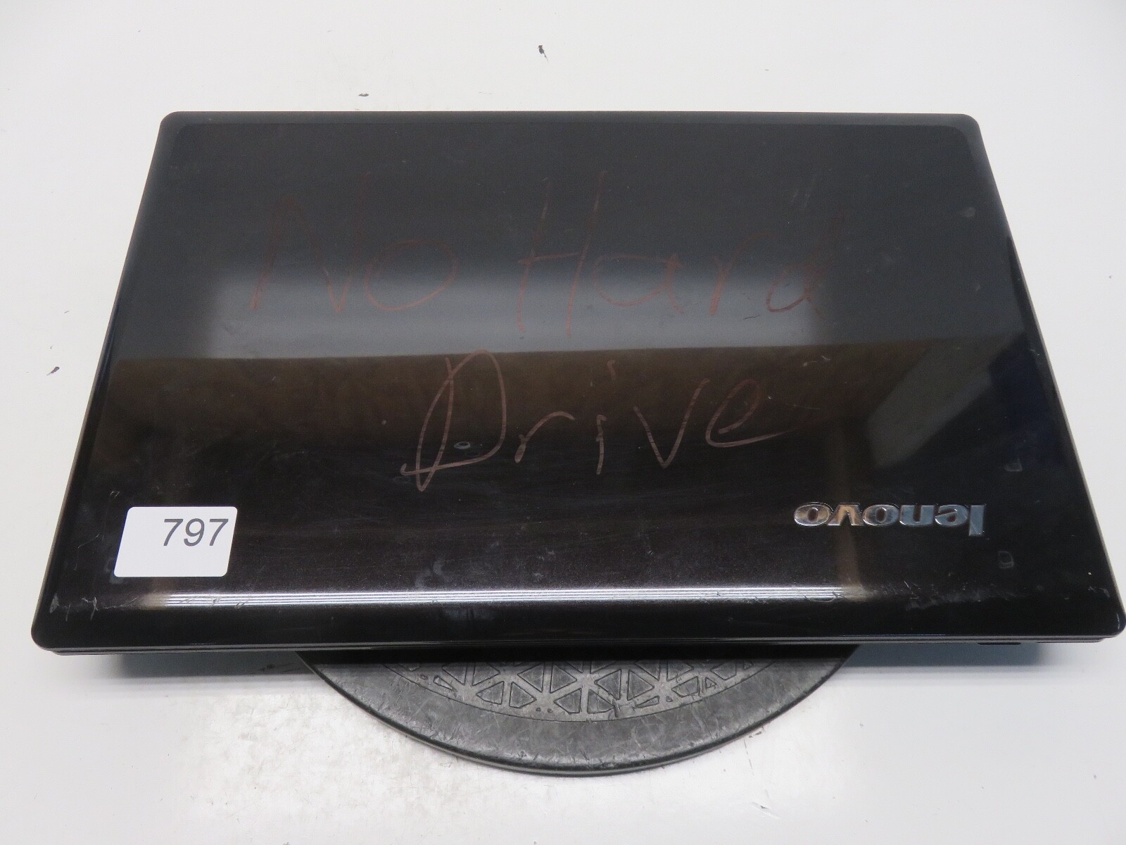 Lenovo G580 Intel i3-3110M 2.4GHz 4 GB NO HDD No Batt