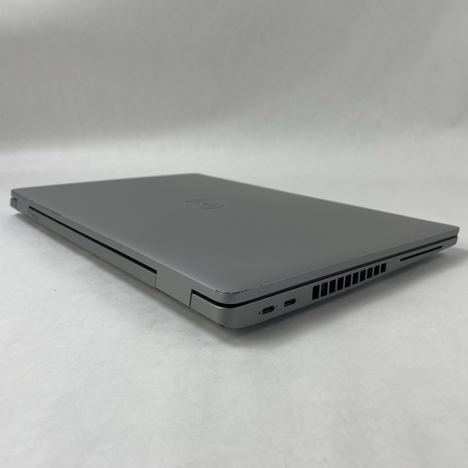 Dell Latitude 5520 15.6″ i5-1145G7 2.60 GHz 8 GB RAM No SSD/OS/AC/Battery – READ