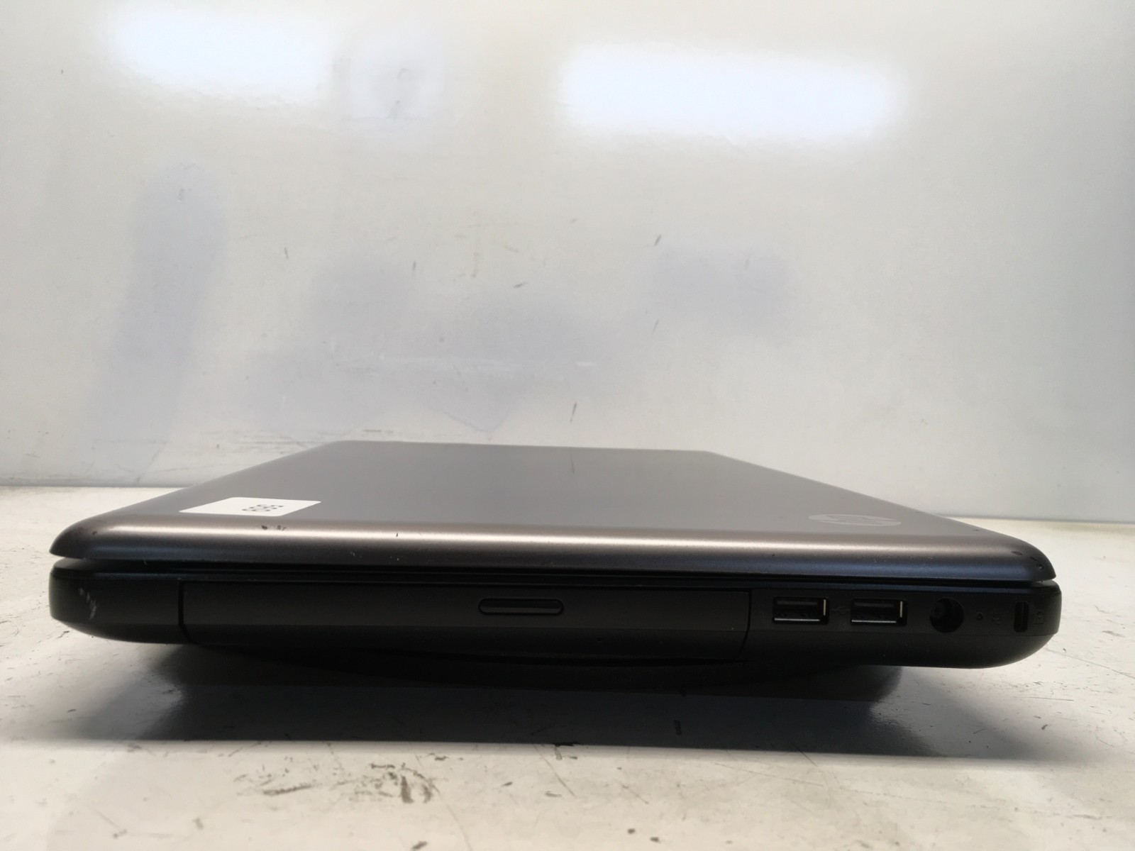 HP 2000-299WM Intel Celeron Dual-Core T3500 2100MHz 3 GB NO HDD
