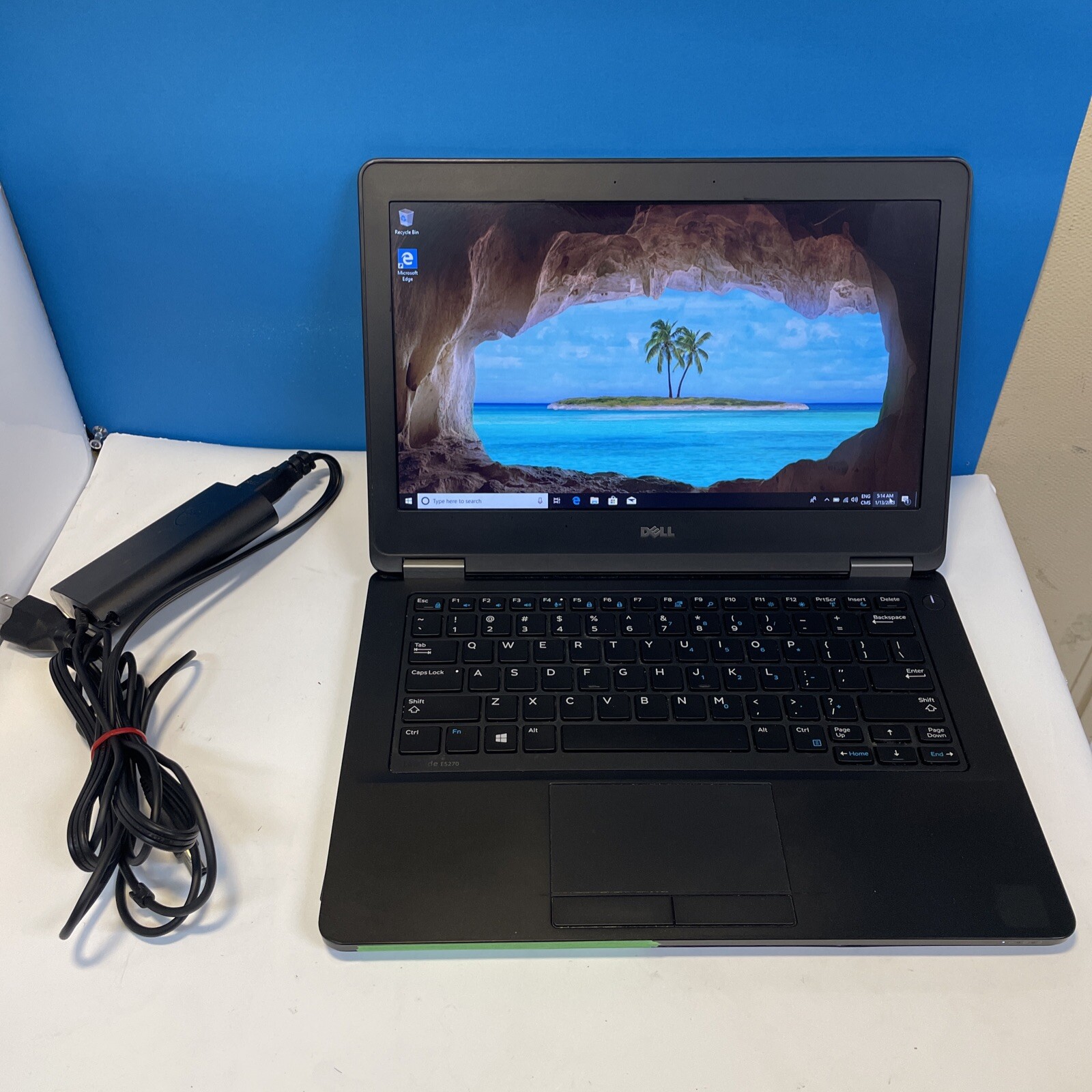 Dell Latitude E5270 12.5″ Core i3-6100U 2.3GHz 8GB DDR4 500GB SSD Win10 pro