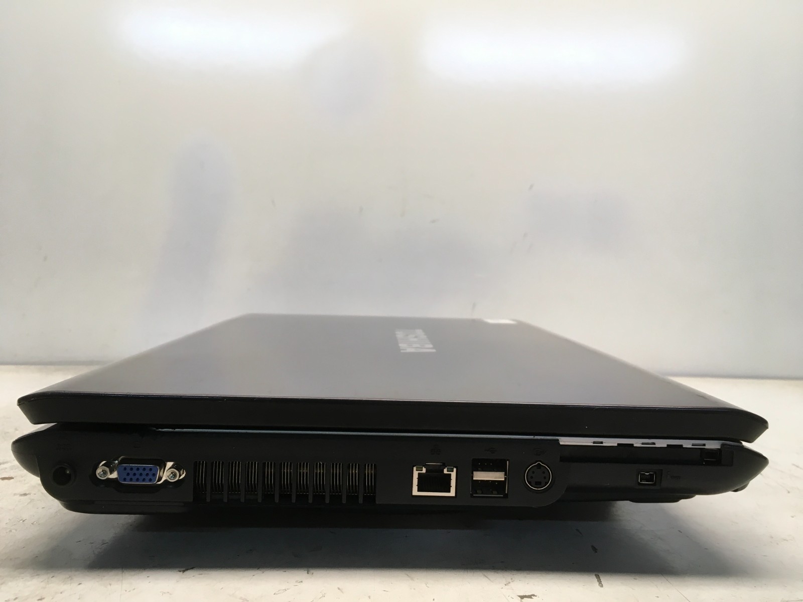Toshiba Satellite P205-S6267 Intel Core Duo Processor T2350 1.86GHz 2 GB NO HDD