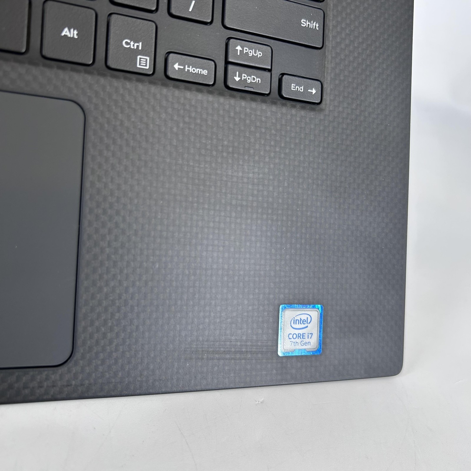 Dell XPS 15 9560 FHD i7-7700HQ 2.80GHz 16GB 512GB SSD GTX 1050 Good