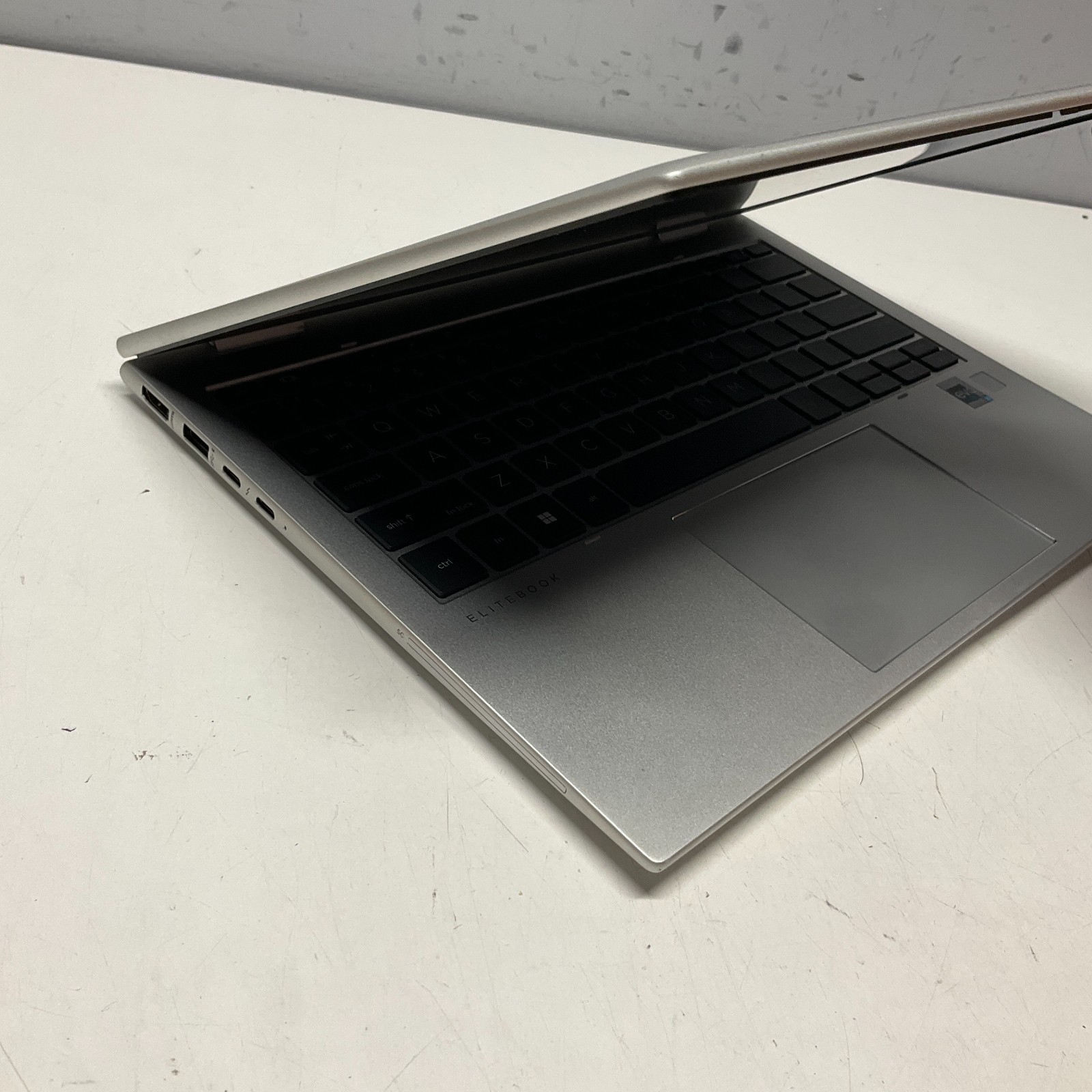 HP Elite x360 830 G10 13.3″ Intel i5-1335U | 16GB RAM 256GB SSD Windows 11 Pro