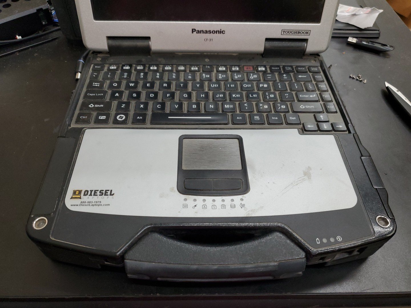Panasonic Toughbook CF-31 MK-1 i5 520M @ 2.40GHz 8GB 21460HRS Diesel