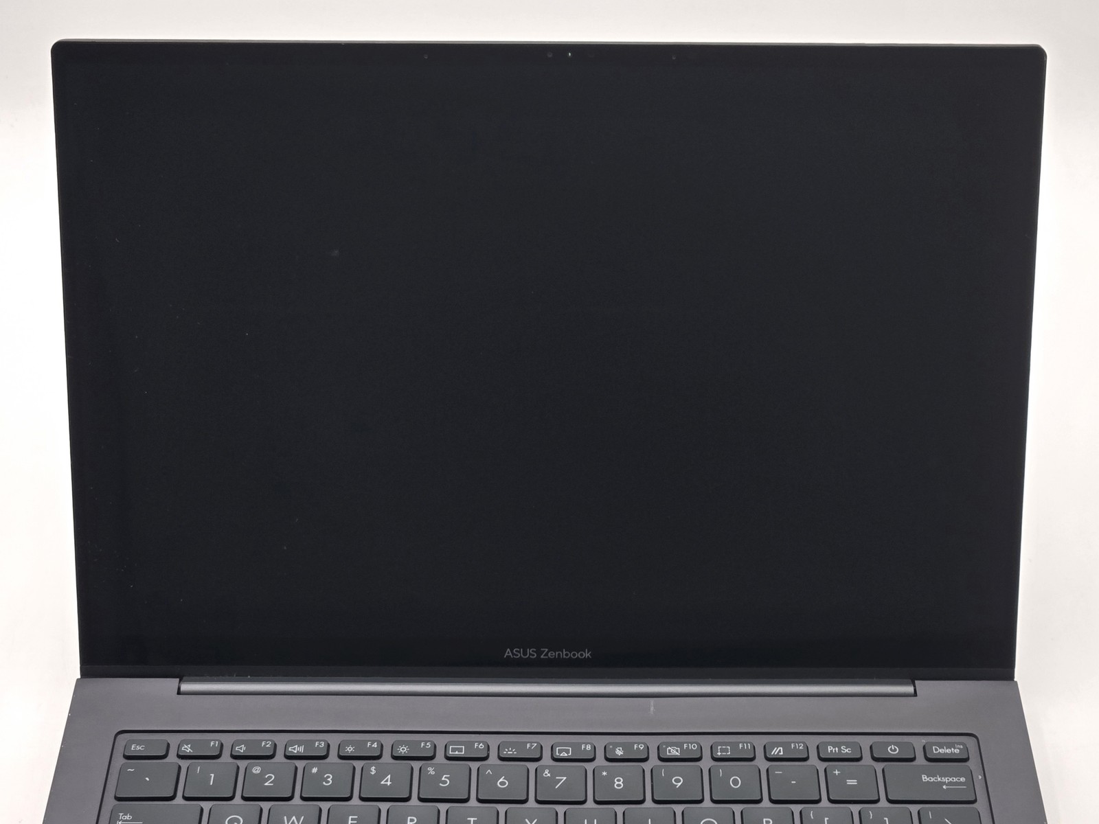 ASUS Zenbook 14X OLED UX3404 14.5″ 2.8K Touch i5-13500H 8GB 512GB SSD Win 11