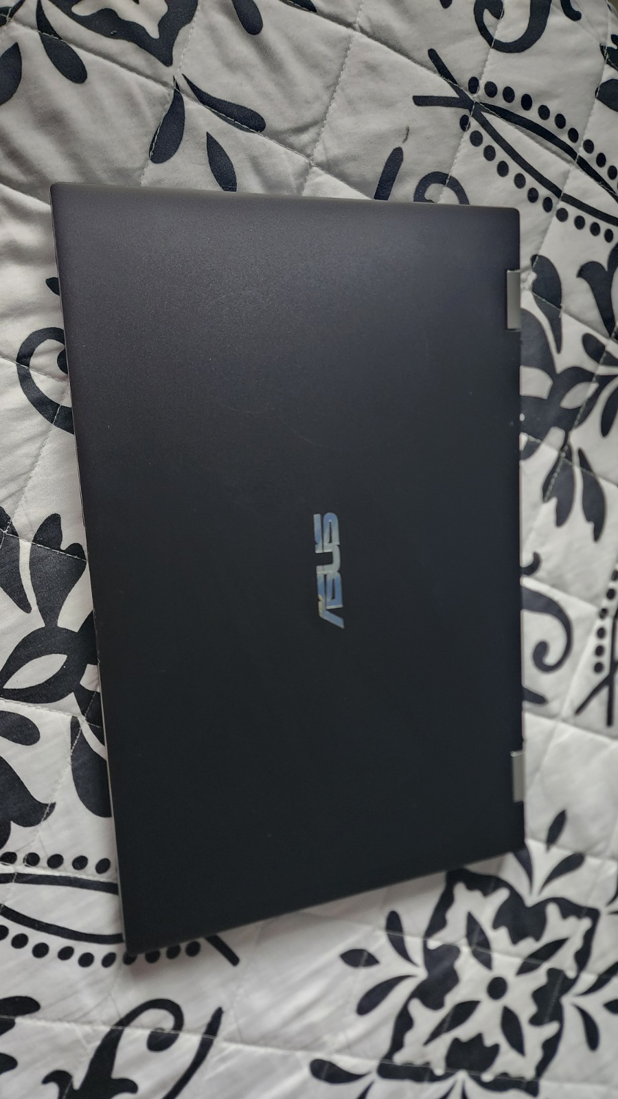 ASUS Zenbook Flip 14 Laptop with Touchscreen, 360 screen, 1TB mem; Black