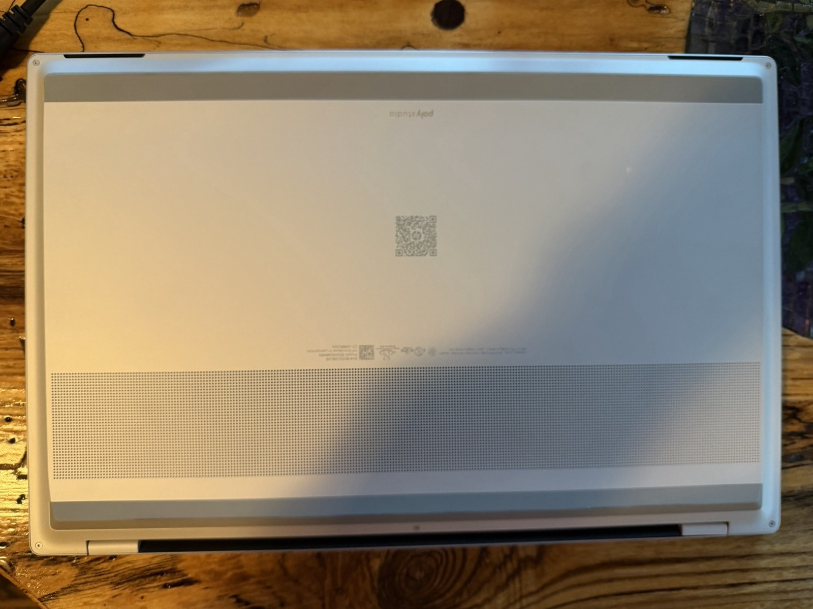 HP Omnibook X 17.3″ CoPilot+ PC FHD Touch Intel Core Ultra 7 256V 16G 1TB 10/10