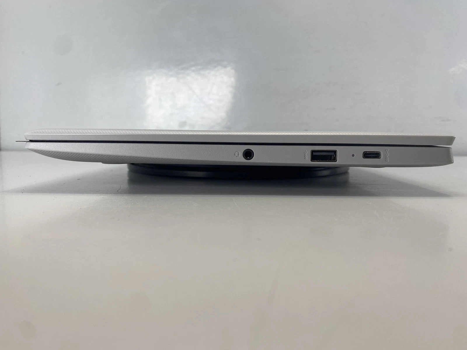 HP Chromebook 14A-NE1013DX 14″ Intel Celeron N4500 64GB- Silver