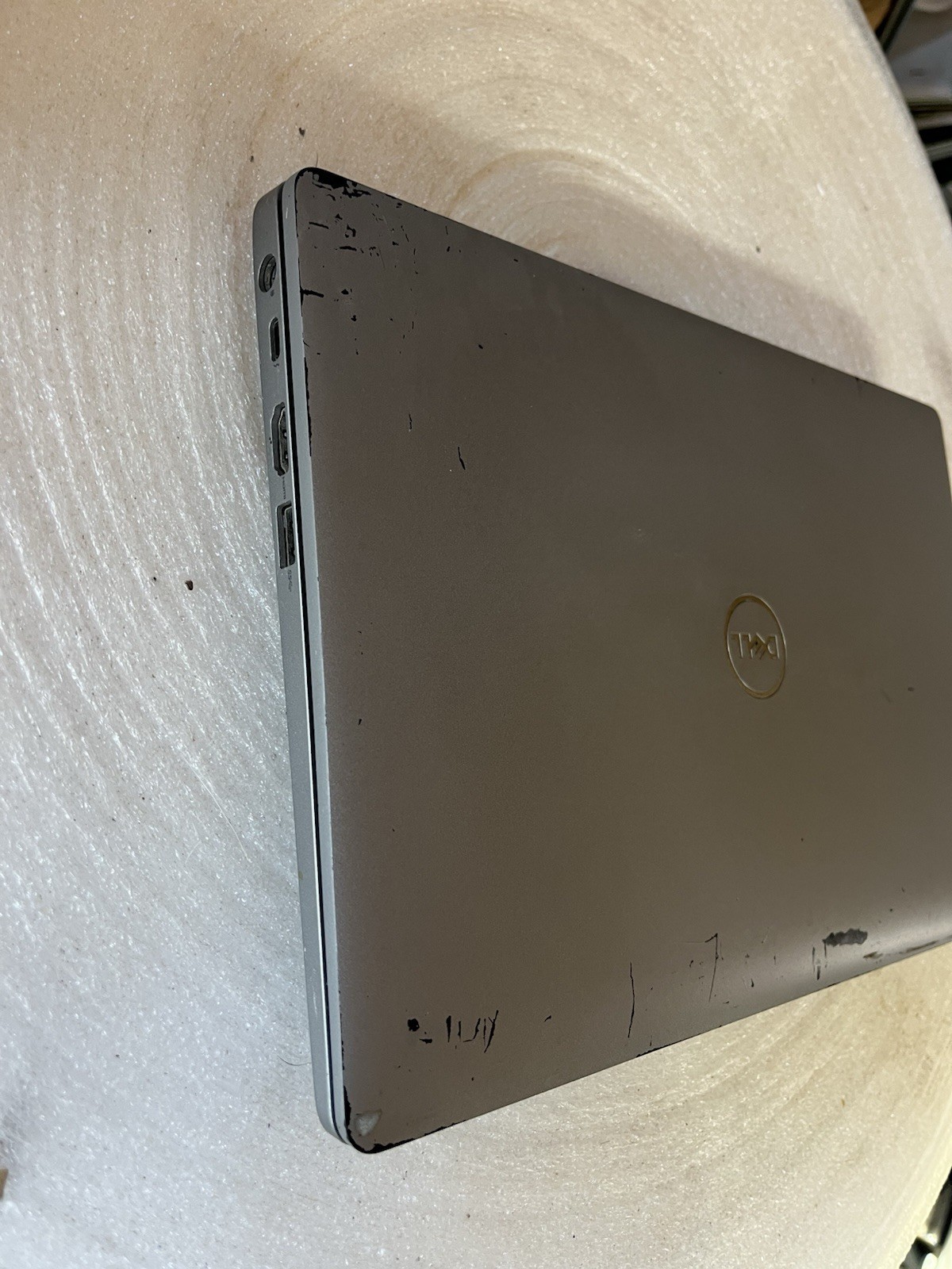 Dell Latitude 5310 i5-10310U 1.70 GHz 8GB RAM 256GB SSD Windows 11