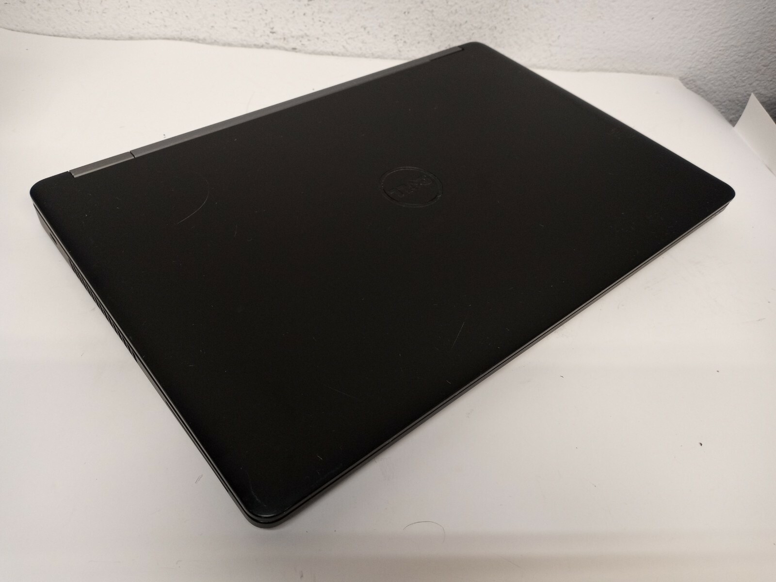 Dell Precision 3510 Laptop 15.6″ Intel Core i7-6700HQ 2.6GHz 8GB 256GB SSD Win10