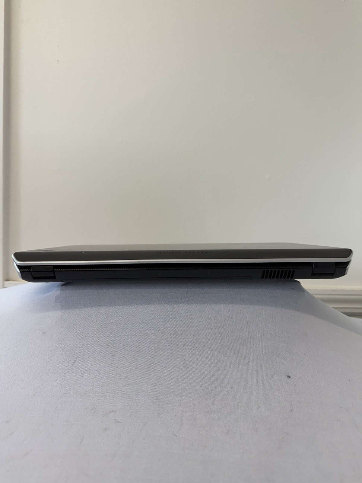 HP Envy dv6-7323cl Laptop – Good Screen – AMD A8-4500M – RAM 8 GB – Read Des