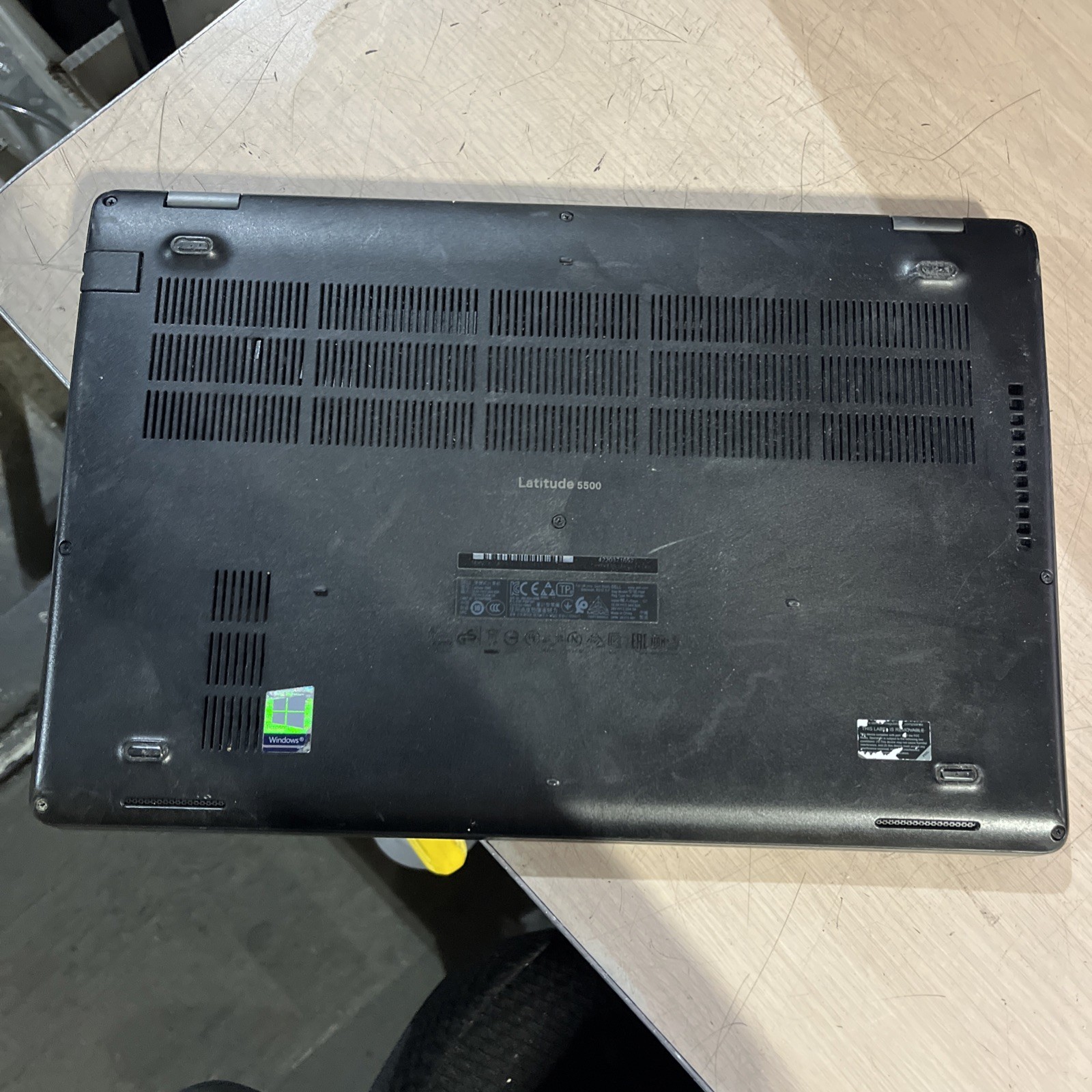 DELL LATITUDE 5500 INTEL CORE I5-8365U 1.60GHZ 8GB RAM NO HD