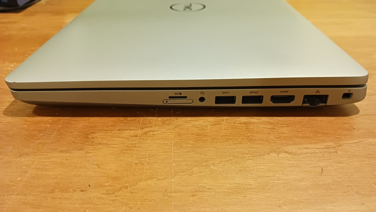 Dell Latitude 5511 i7-10850H 2.70GHz 16GB RAM 256GB SSD w/ Dell WD19TBS