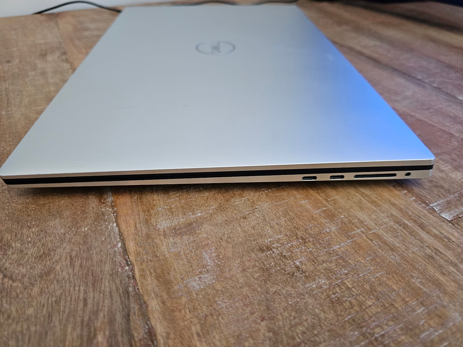 dell xps 17 9700 i9 10885h 32gb rtx 2060