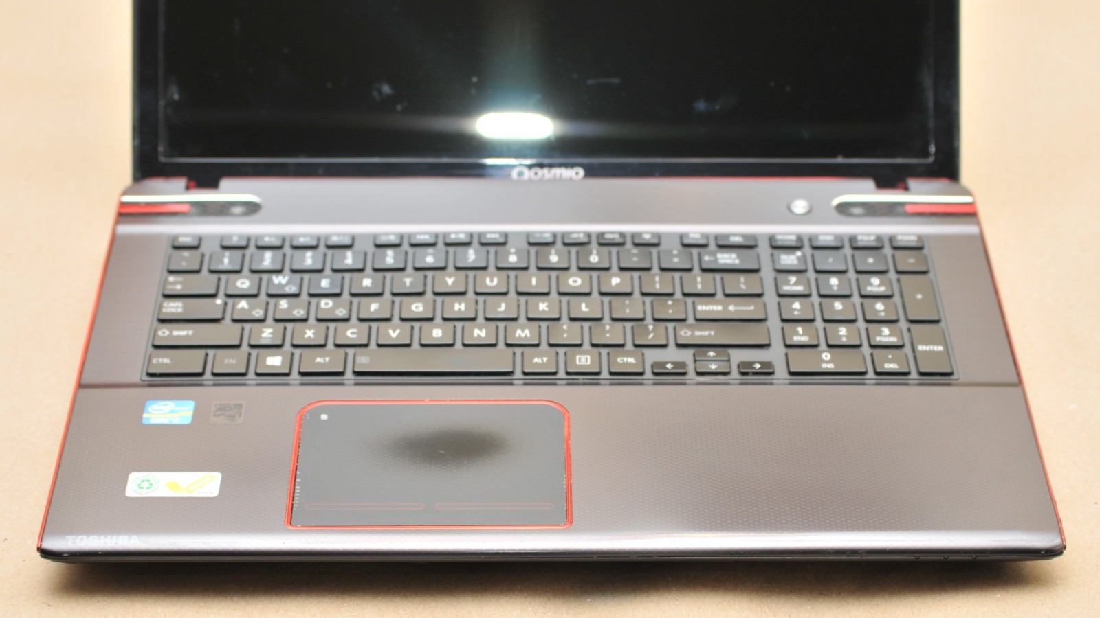Toshiba Qosmio X875-Q7190 i7-3630QM GeForce GTX 670M 256GB SSD 12GB RAM Win 8