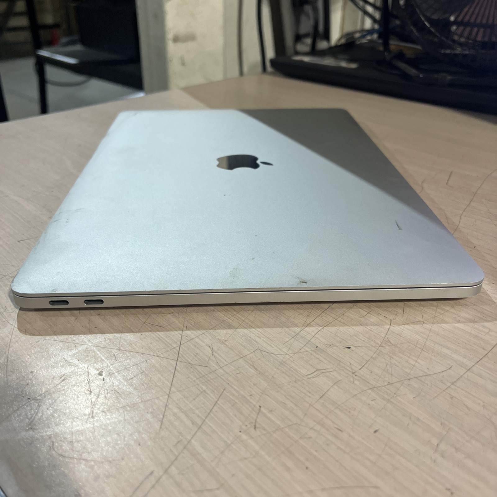 APPLE MACBOOK PRO 13″ MID-2017 CORE I5-7360U 2.3GHZ 128SSD