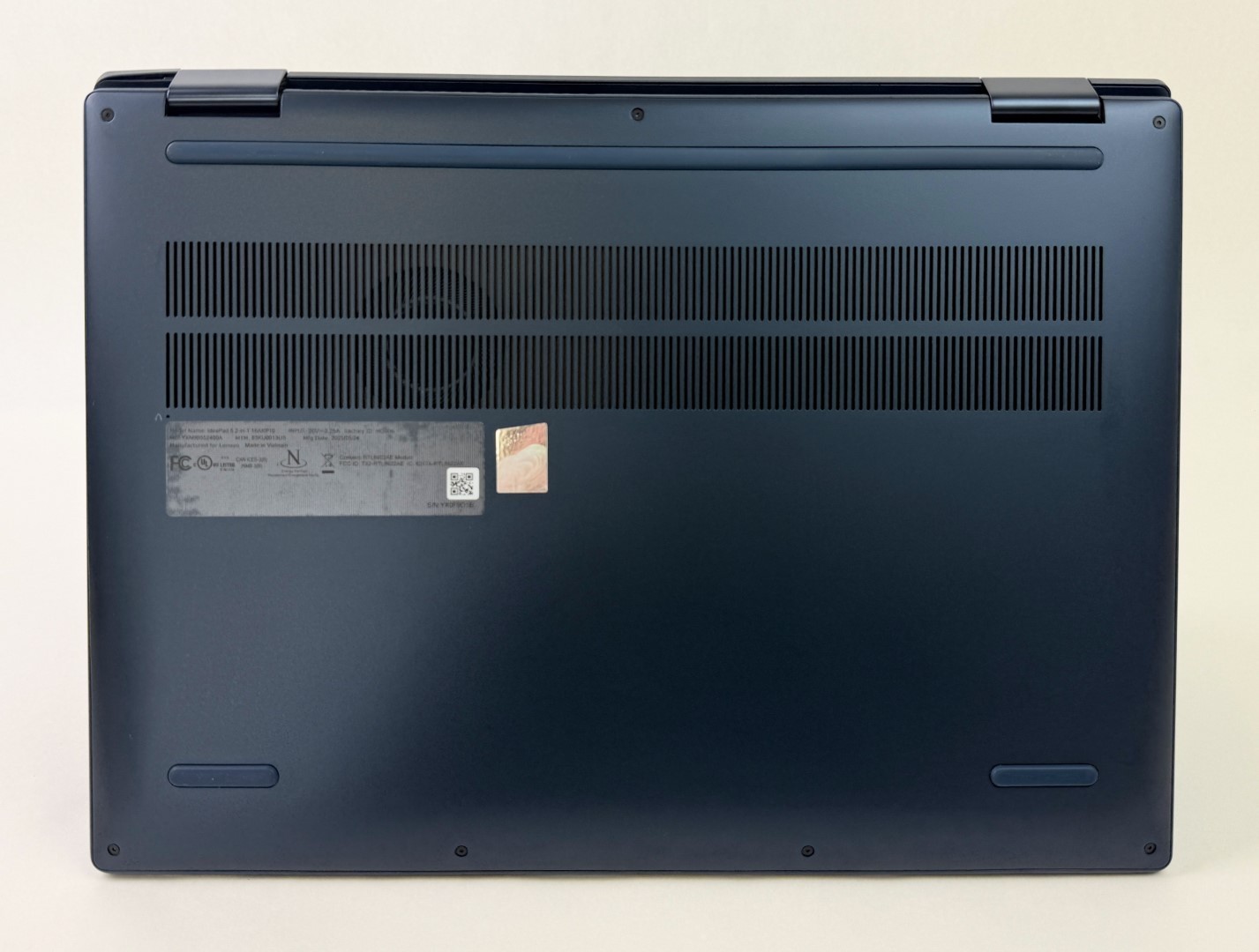 Lenovo Ideapad 5 16AKP10 16″ WUXGA Touch Ryzen AI7 350 16GB 1TB W11H 2in1 -Dents