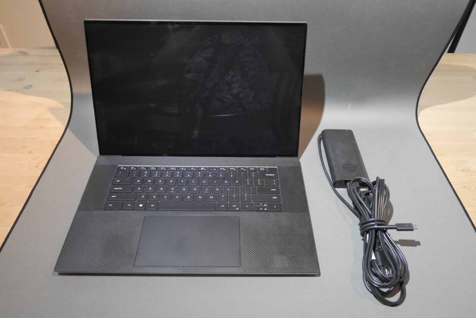 Dell Precision 5760 17 UHD TOUCH Xeon W-11955M 2.60GHz RTX A3000 64GB