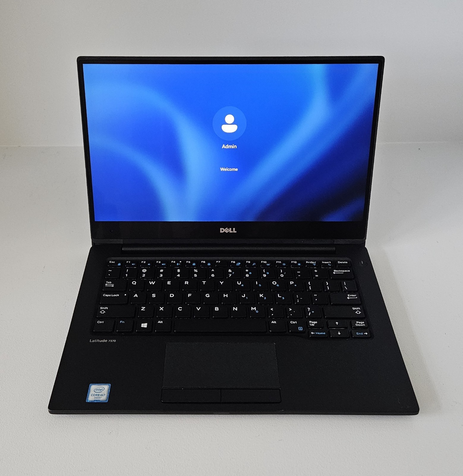 Dell Latitude 7370 Core m7-6Y75 1.2GHz 8GB 256GB NVMe Win 11 Pro💥QHD+ Touch VGC