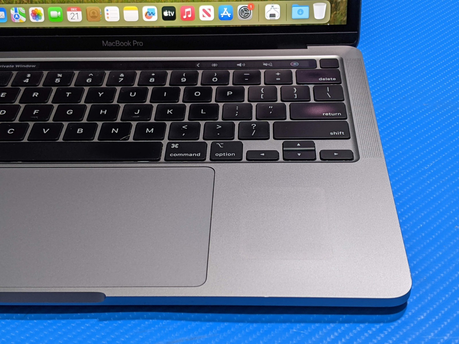 Apple MacBook Pro A2338 13.3″ 2020 M1 8CPU/8GPU 3.2GHz 16GB 512GB MYDA2LL/A +PA