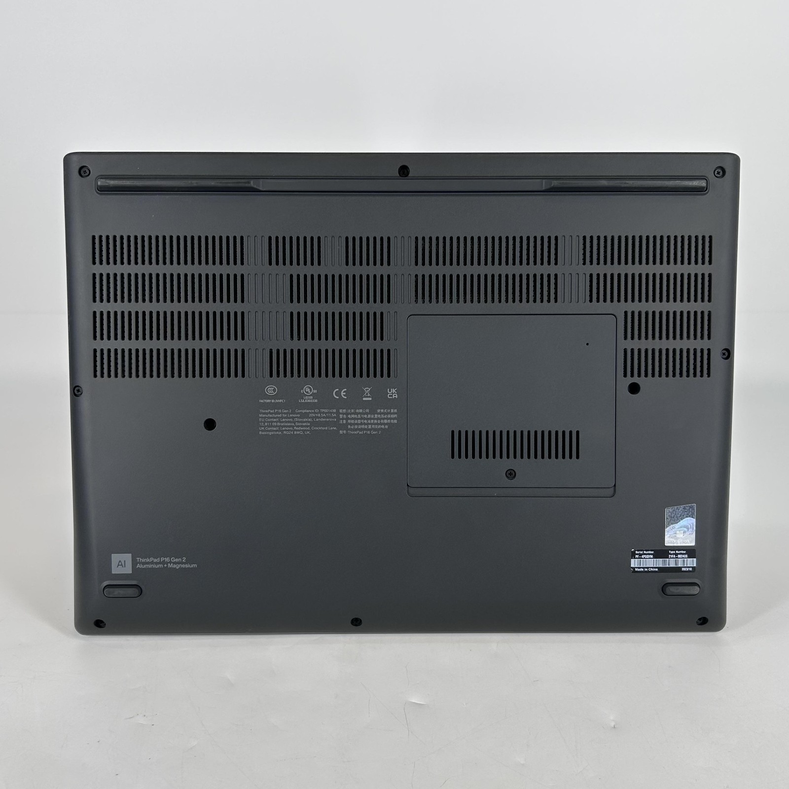 Lenovo ThinkPad P16 Gen 2 UHD+ 2.1 GHz i7-13700HX 64GB 1TB SSD RTX 3500 Ada