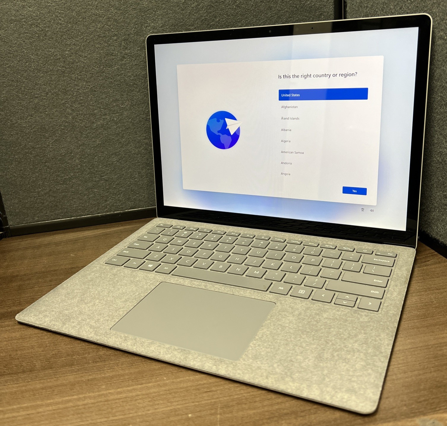Microsoft Surface Laptop 3 i5-1035G7 8GB RAM 128GB NVMe