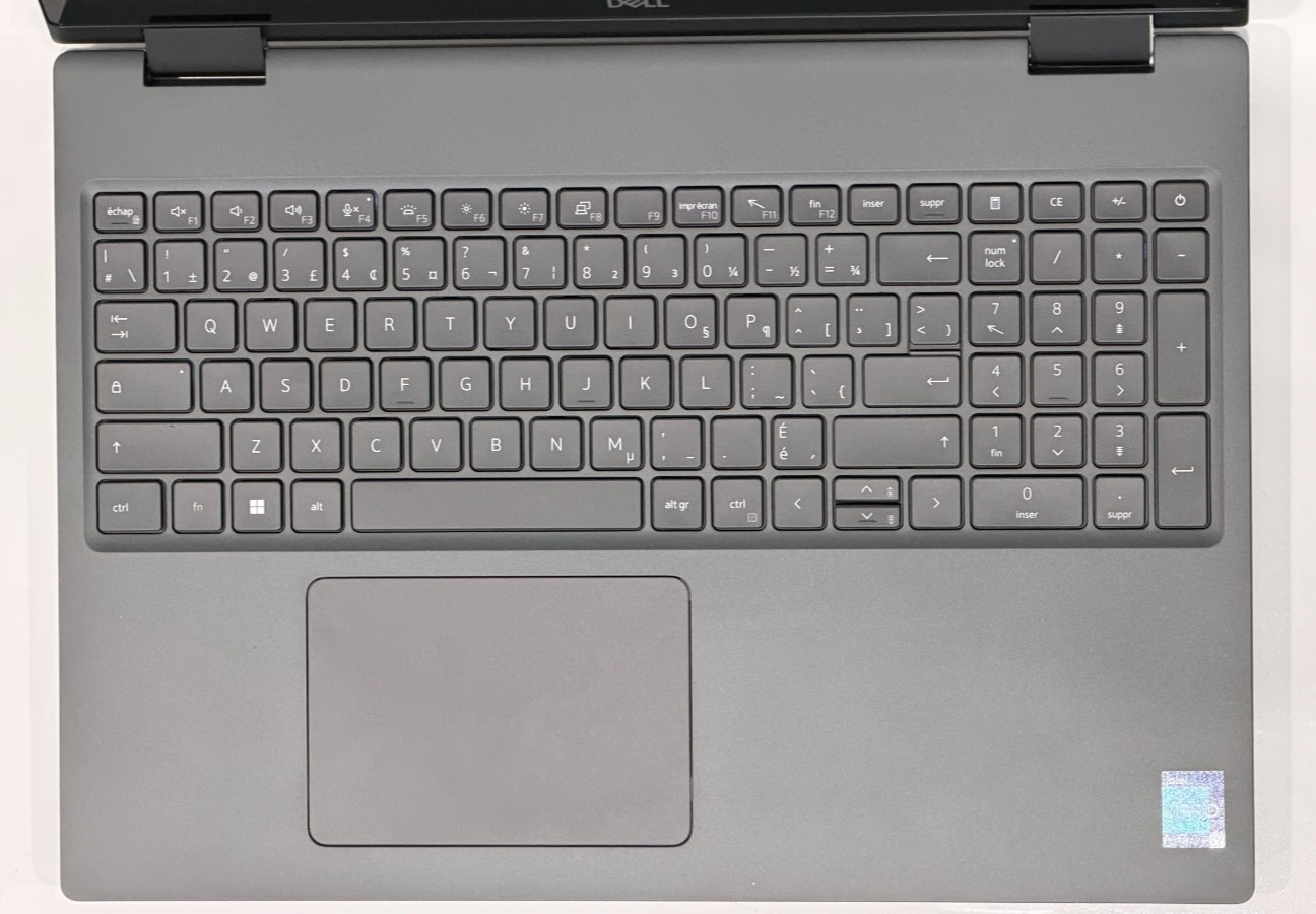 Dell Precision 7680/I9-13950HX/32GB/512GB SSD/RTX 2000 Ada 8GB/16″ OLED 4K Touch