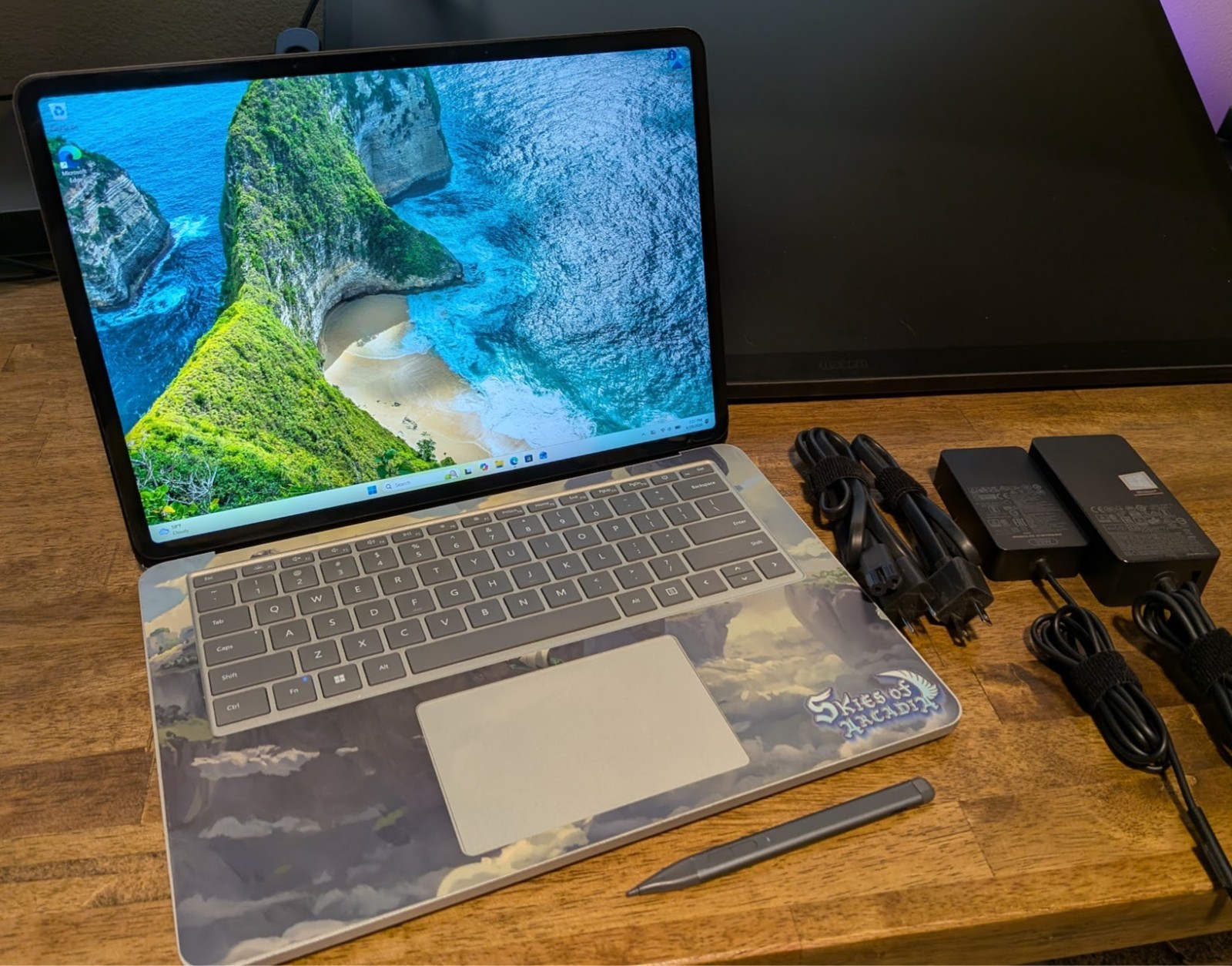 Microsoft Surface Studio 14.4″ (512GB SSD, Intel Core i7-11370H, 3.0GHz, 16GB…