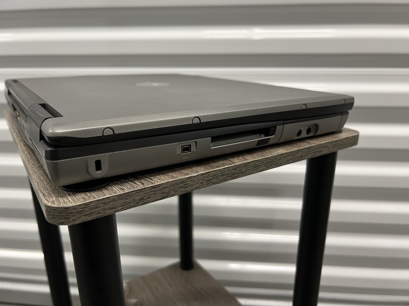 Dell D520 /1.66Ghz/1GB Ram/Windows XP Laptop/40GB HDD WIFI /DVD/CD rs232 Serial