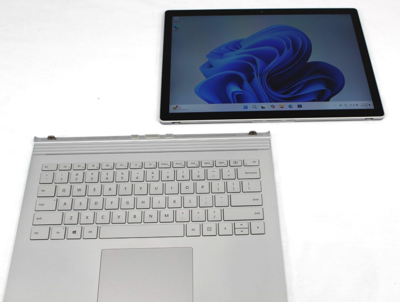 Microsoft Surface Book 3 i7‑1065G7 32GB 1TB Iris Plus Graphics Premium 2‑in‑1