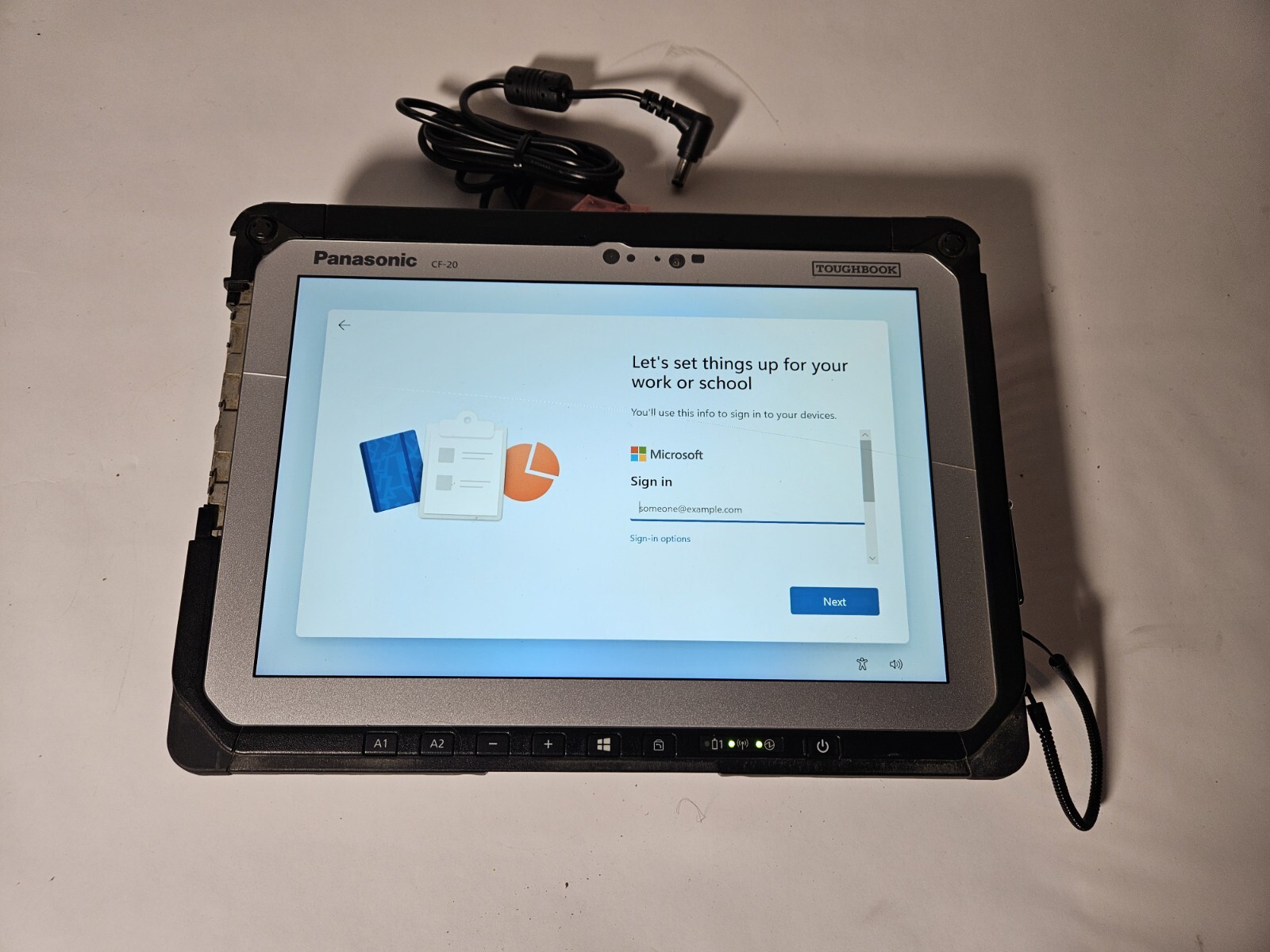 Panasonic ToughBook CF-20 10.1″ i5-6Y57 1.1GHz 8GB 256GB, WWAN 4G LTE ** READ**
