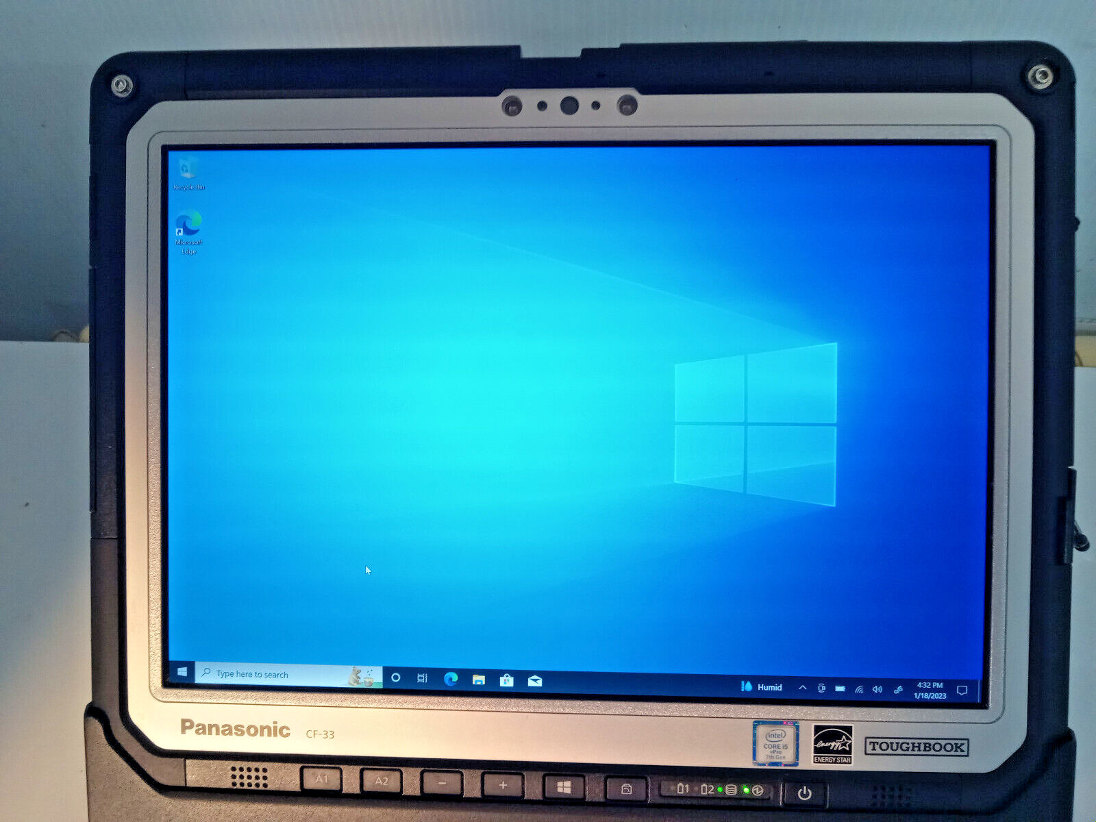 PANASONIC TOUGHBOOK CF-33 , i5-7300, 1TB, 16GB RAM, 2-HD BATS, WEB CAM, 4GGPS