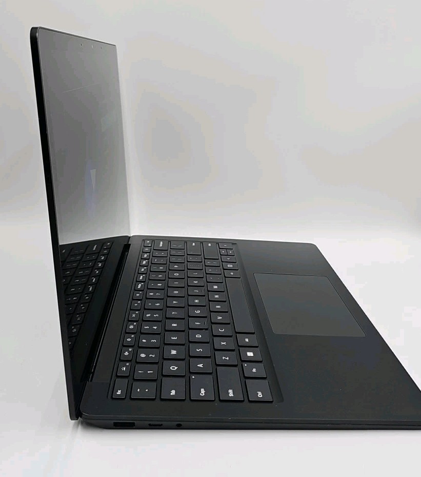 Microsoft Surface 4 Laptop Intel Core i7-1187G7 3.00 GHz 16GB 512GB SSD **READ**
