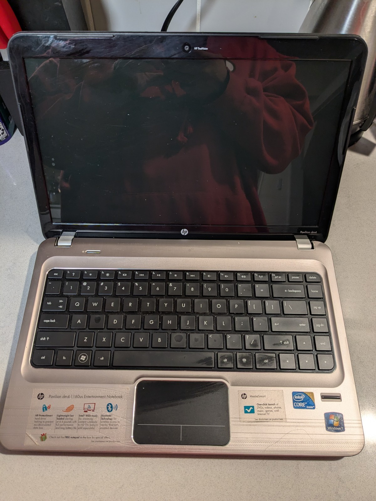 HP Pavilion dm4-1160us 14″ Core i5 2.40GHz 4GB Win 7 Webcam No HDD