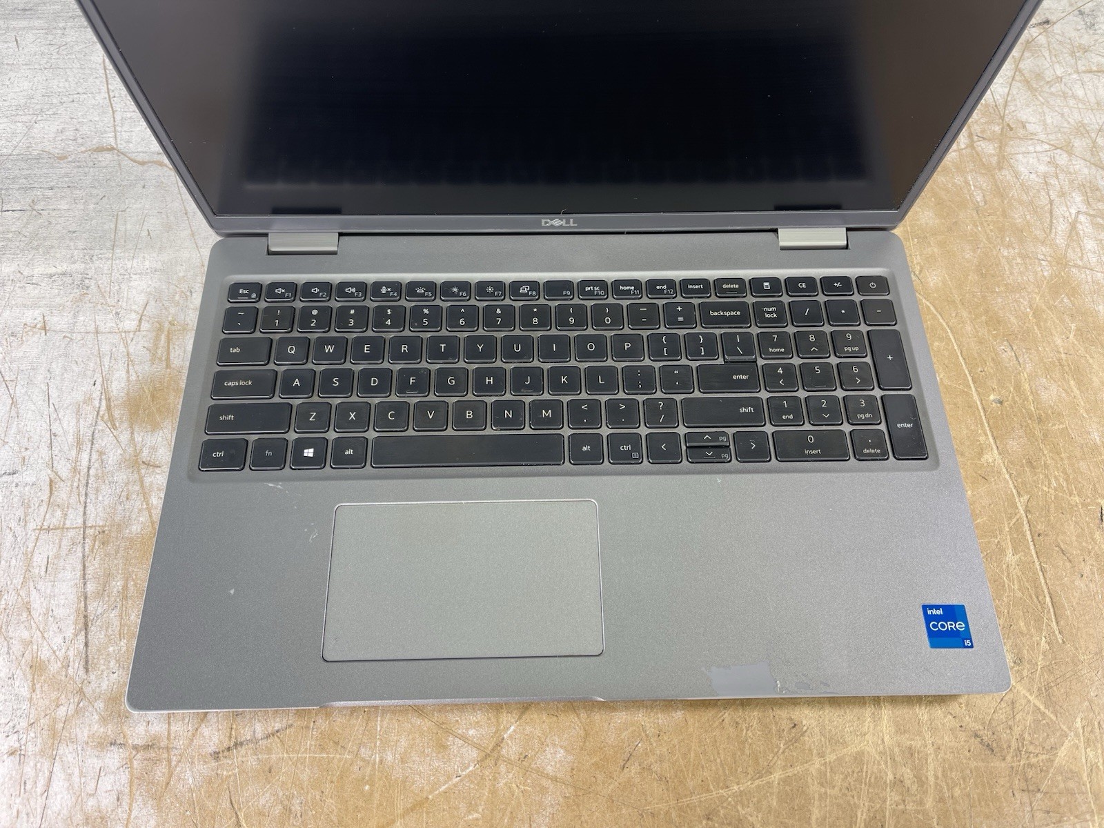 DELL LATITUDE 5520 i5-1135G7 @ 2.4GHz, 4GB RAM, NO HDD/OS