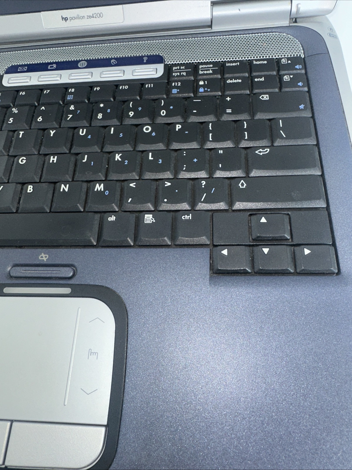 HP Pavilion ze4200 Laptop