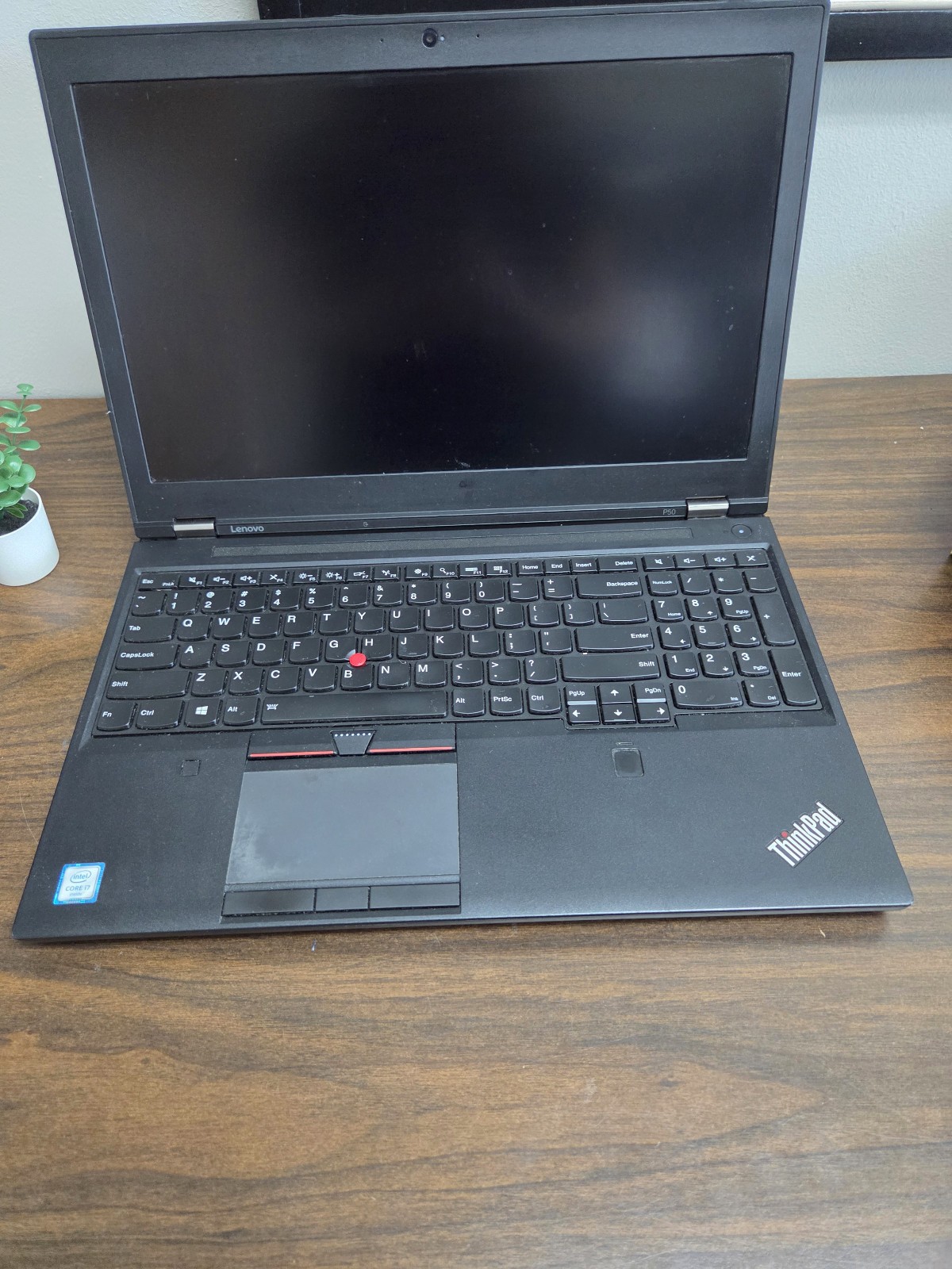 Lenovo ThinkPad P50 i7-6th Gen 32 GB RAM 512 SSD 2.60 GhZ with Windows 11