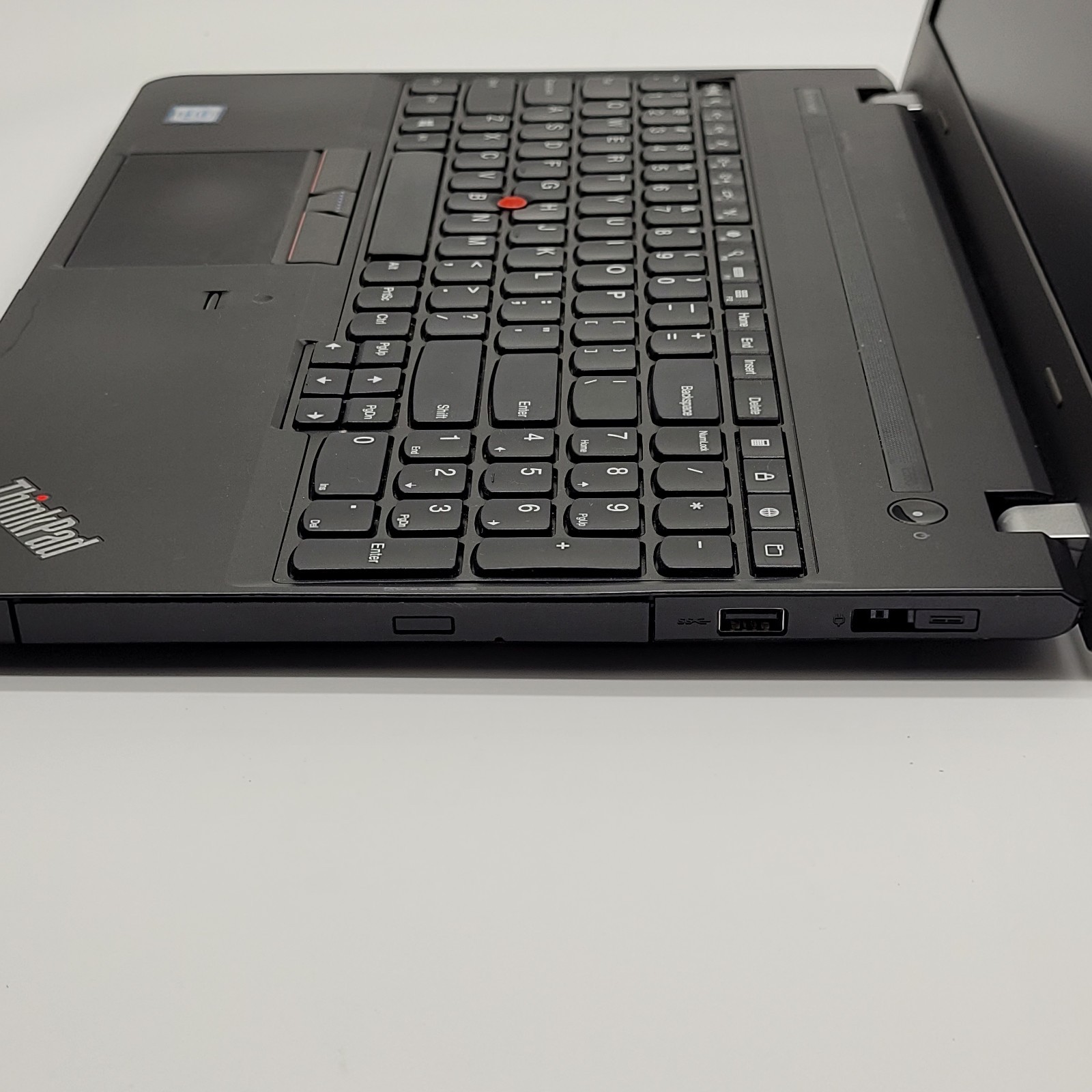 15.6″ Lenovo E560 Laptop i5-6200U @ 2.30GHz 8GB Ram 128GB SSD WIN10 Home (#4)