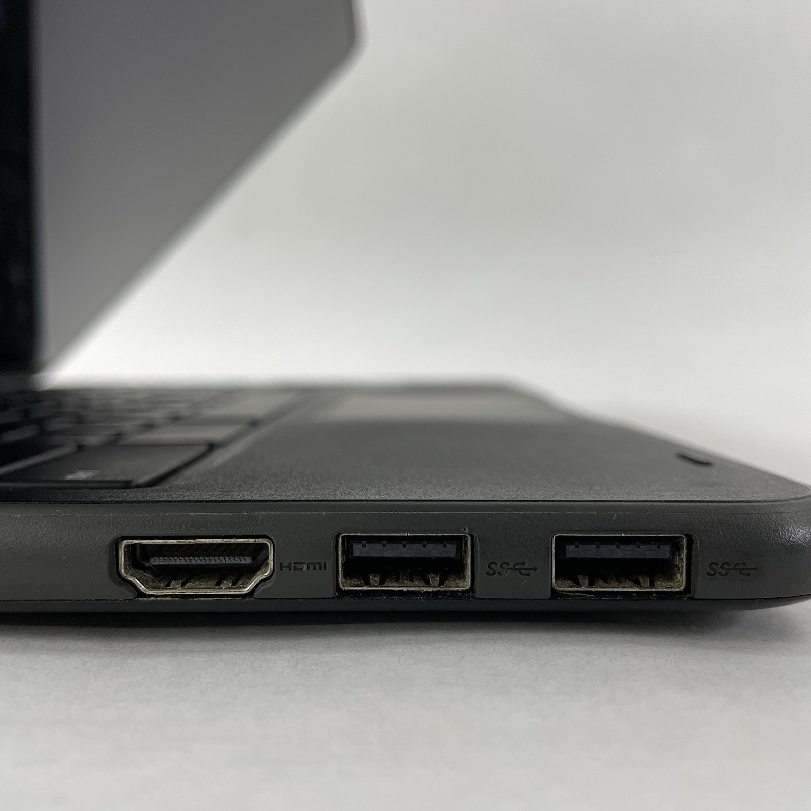 Dell ChromeBook 11 3189 11.6″ Celeron N3060 1.60 GHz 4 GB RAM 32GB SSD
